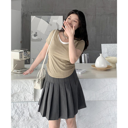 CV大码女装 夏季新款U领撞色假两件褶皱T恤正肩短袖上衣女胖mm