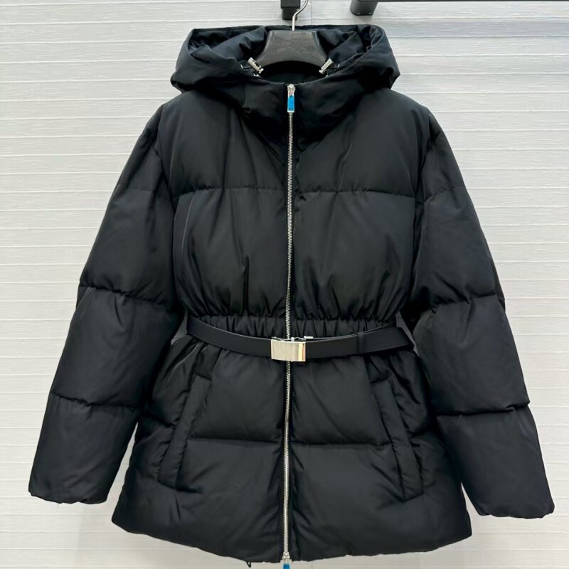 金属扣腰带松紧收腰连帽羽绒服