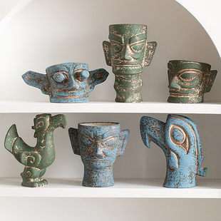 复古仿文物创意抽象艺术三星堆面具人像鸟造型陶瓷花器装饰品摆件