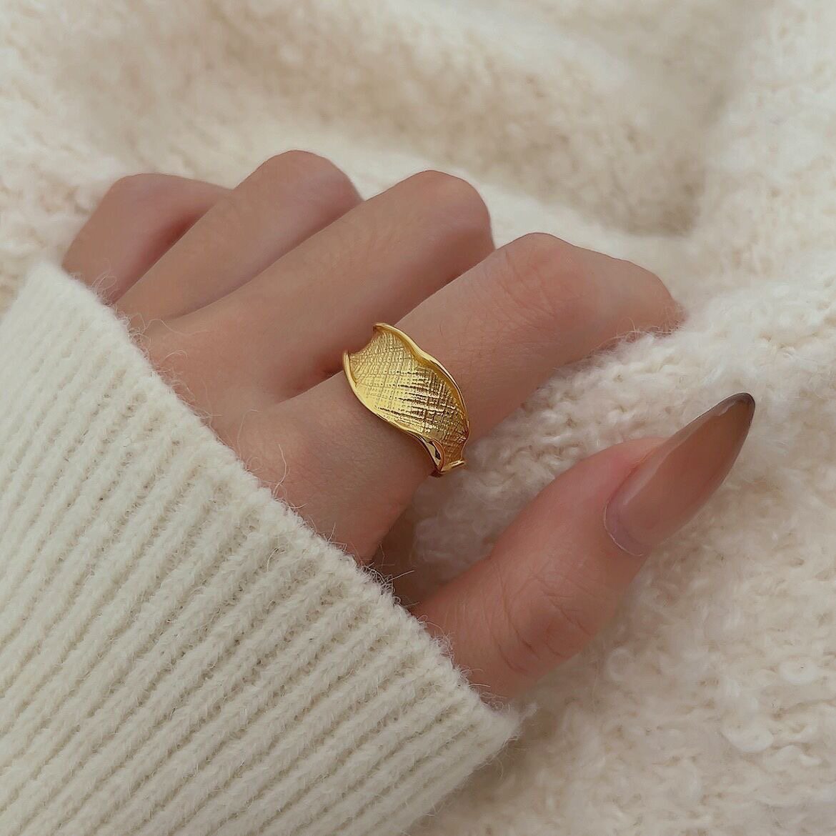 包邮几何纹理卷边戒指女时尚个性创意设计感S925镀银开口指环食指