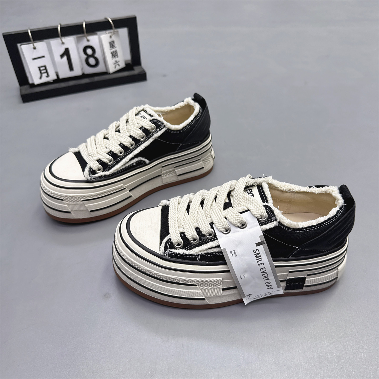 真皮女鞋厚底增高帆布饼干鞋2026春新款系带休闲板鞋显脚小运动鞋,女鞋,休闲板鞋,淘宝优惠券,粉丝福利购,淘宝优惠卷