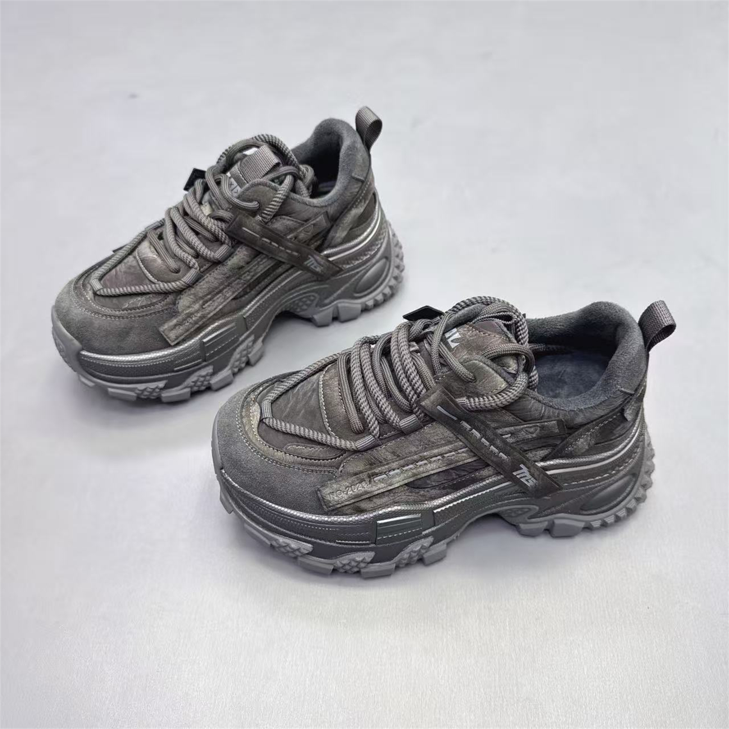 真皮女鞋韩版厚底增高加绒老爹鞋