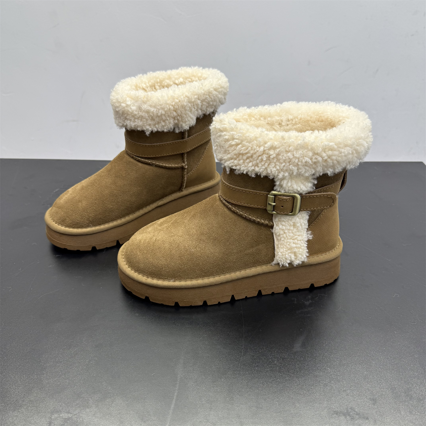 牛皮羊毛厚底加绒加厚保暖雪地靴