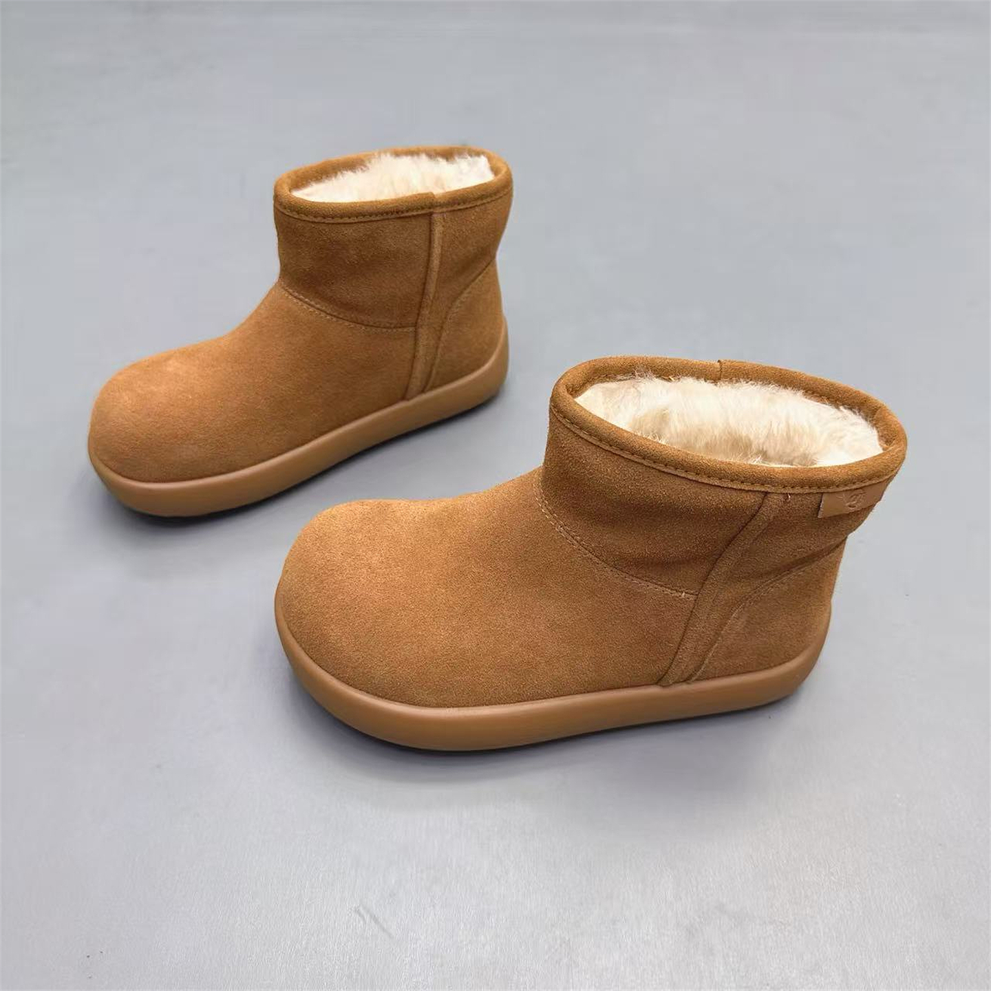 真皮女鞋圆头磨砂皮加绒保暖雪地靴2025冬新款厚底短筒靴东北棉鞋