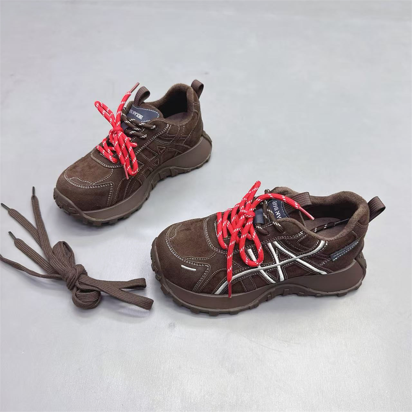 真皮女鞋复古双鞋带加绒小蛮腰老爹鞋2025冬新款厚底显脚小休闲鞋