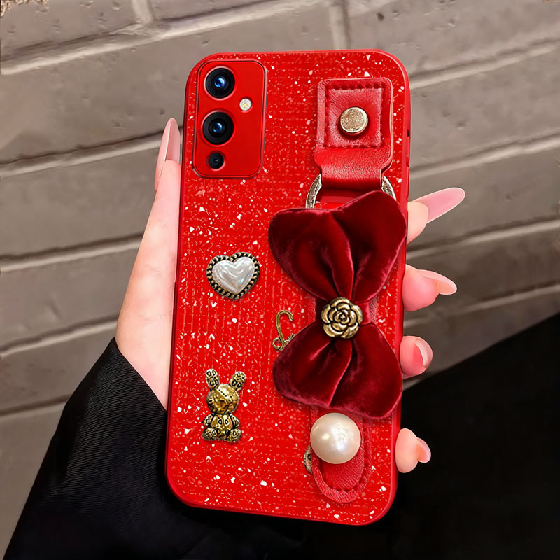 2026马年新年款，磨砂光闪皮，防摔耐磨