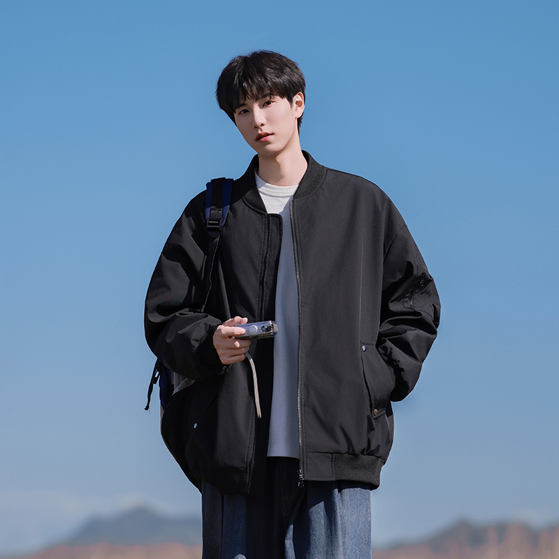 【流行穿搭】棒球服飞行夹克外套