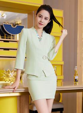 龙丽儿管家一整套夜总会洋气DJ服秋冬减龄黄色上衣套装裙女7分袖
