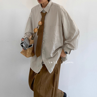 男女春秋款 衬衫 潮流宽松衬衣外套2 300斤日系复古浅色条纹长袖 大码