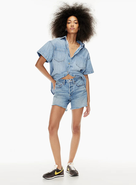 加拿大DEN1M F0RUM 女款 前男友蓝色洗水虚边牛仔短裤 4173