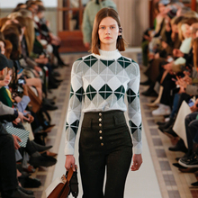 法系咔汾 女款 秀款羊毛羊驼毛混纺半高领菱纹纹针织衫 862A