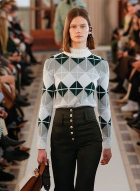 法系咔汾 女款 秀款羊毛羊驼毛混纺半高领菱纹纹针织衫 862A