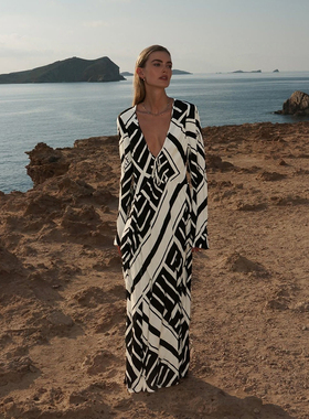 英伦奢华度假EVR 女款 深V领绑带飘逸长袖长款连衣裙 B362