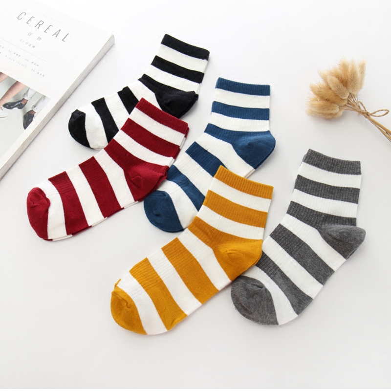 袜子女中筒袜春夏韩国学院风日系纯棉条纹杠运动袜韩版潮中短长袜