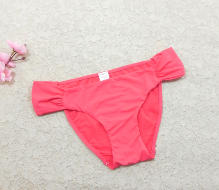 F520外贸原单高品质时尚红色泳衣女比基尼三角泳裤性感舒适弹性好