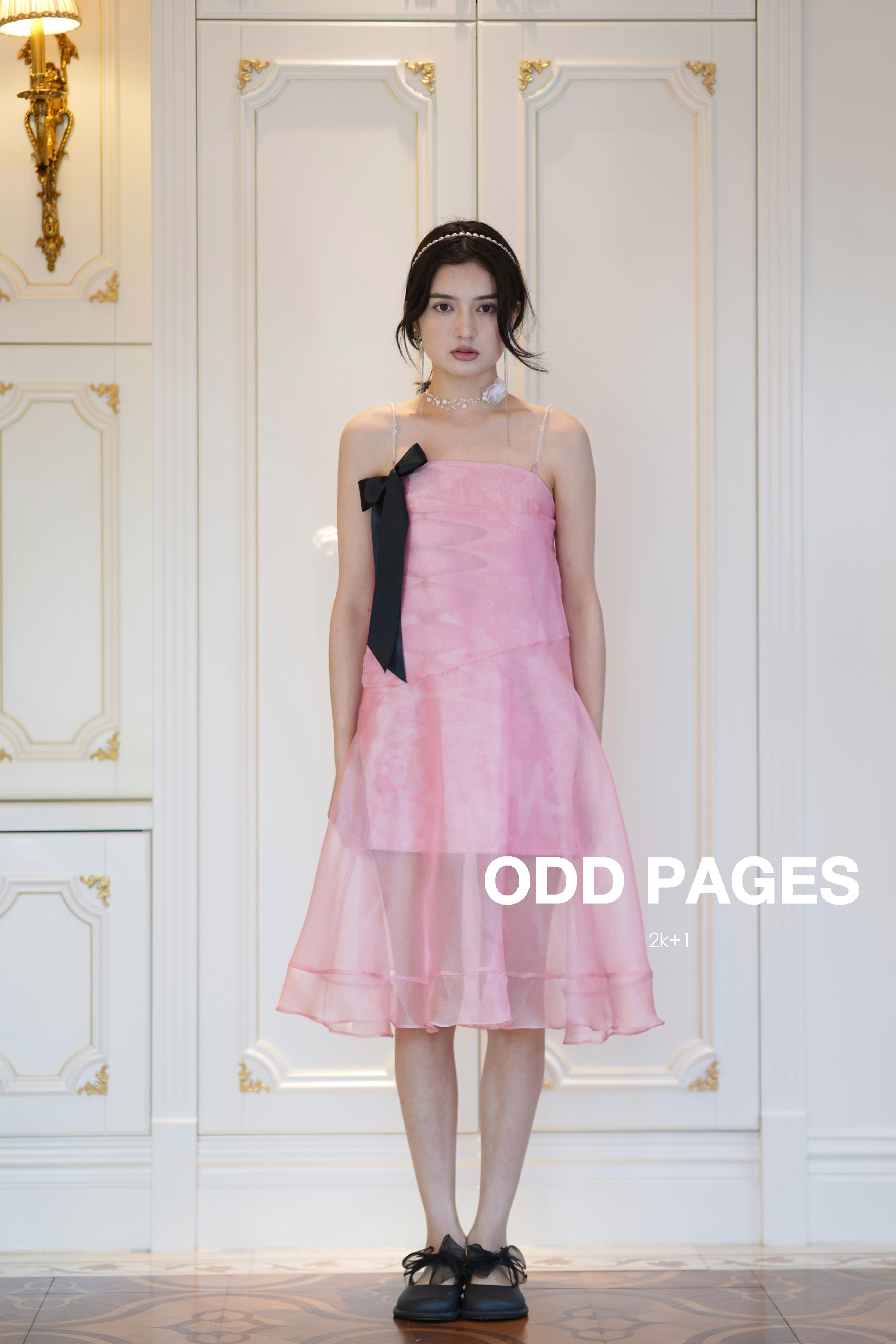 清仓！ODD PAGES 粉色欧根纱蝴蝶结可拆卸透明珠吊带甜美连衣裙