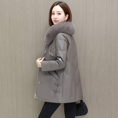 2025新款真皮中长款羽绒服