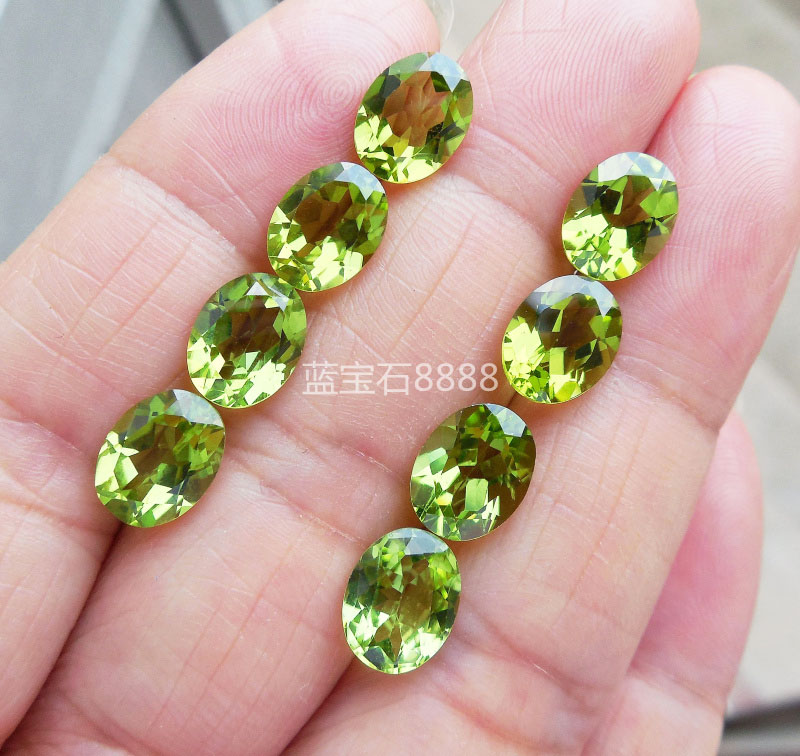 彩色宝石火光出色椭圆形天然橄榄石裸石戒面项坠定制925银K金女款