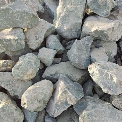 沸石家供应X饲料级沸石粉 水产养氮殖除氨用厂沸石颗 土粒壤改良