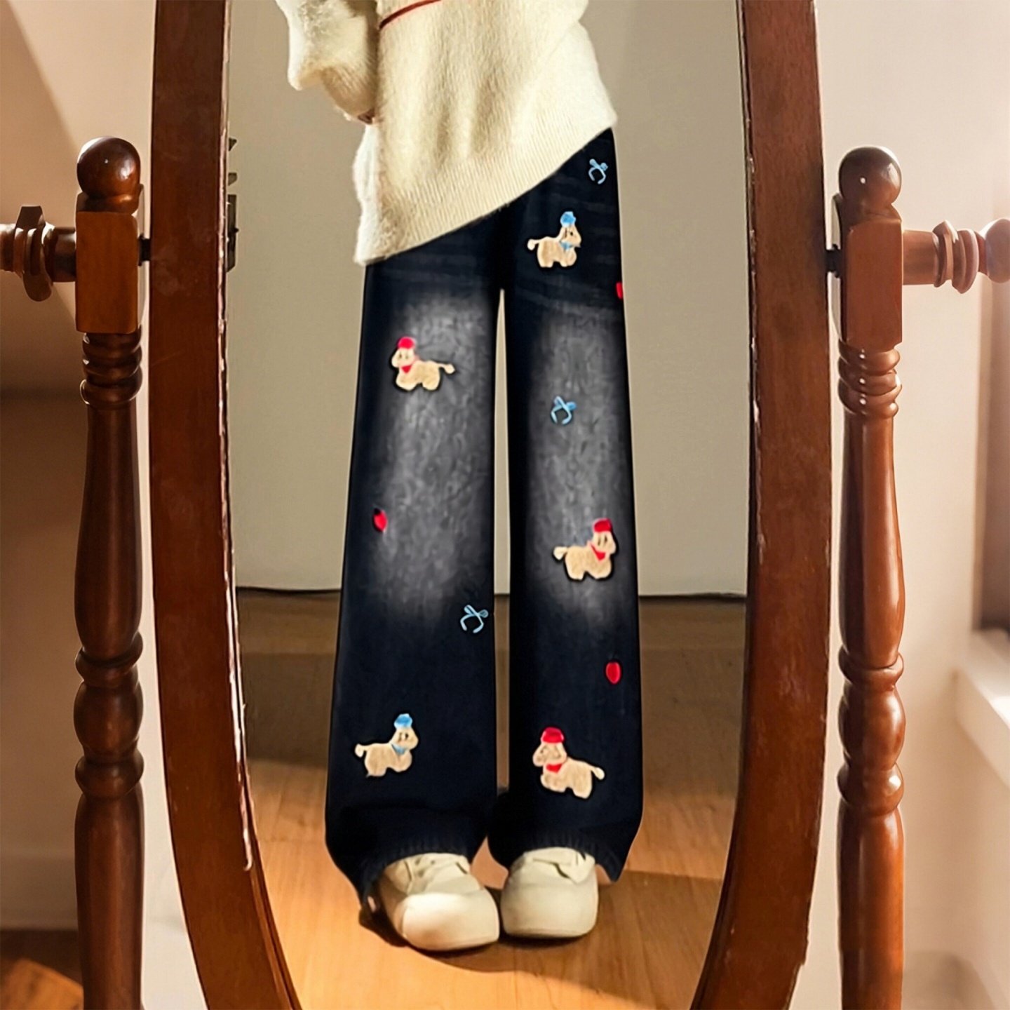 大码女装胖mm卡通小狗刺绣牛仔裤女高腰设计感显瘦百搭阔腿裤子潮,女装/女士精品,大码裤装,淘宝优惠券,粉丝福利购,淘宝优惠卷