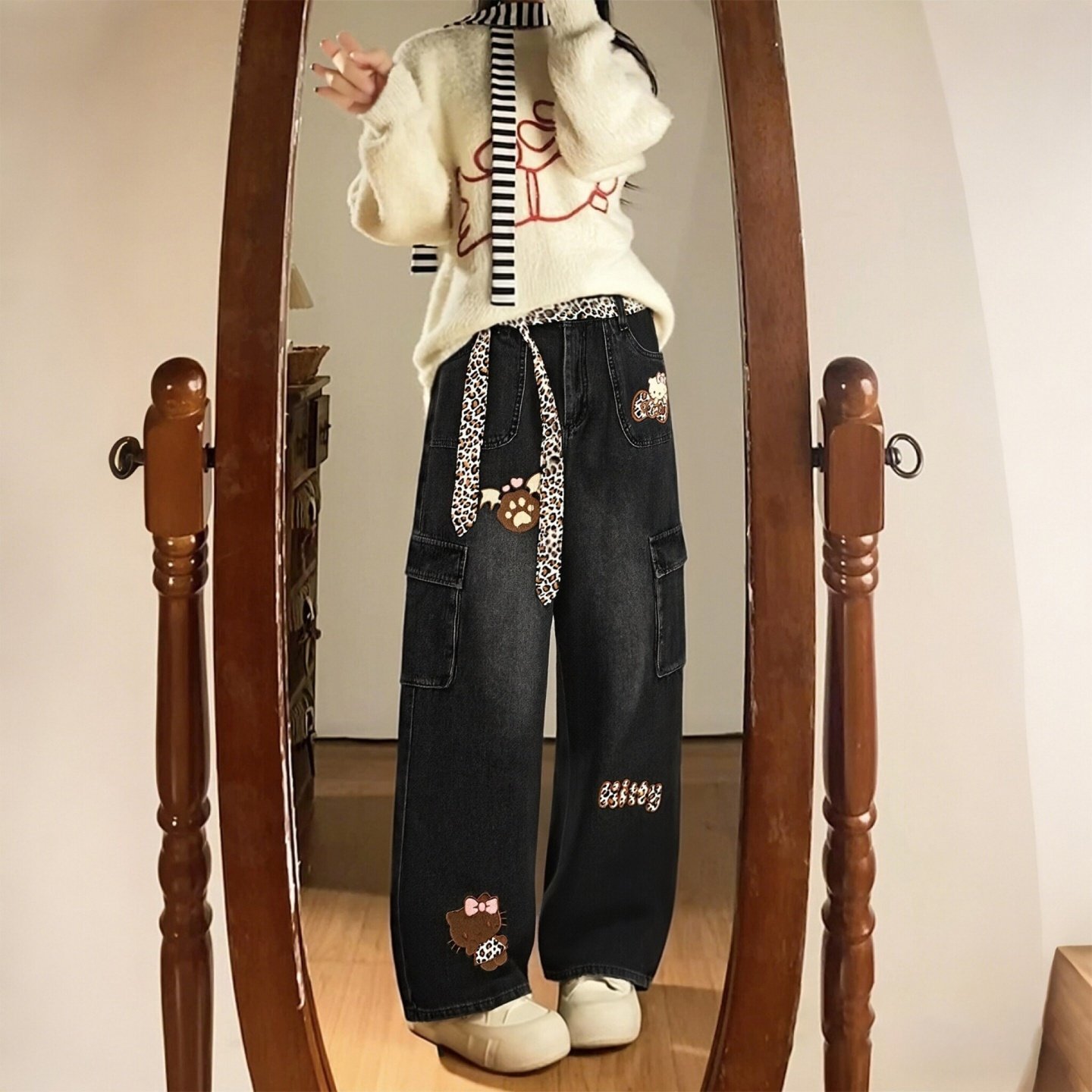 特大码女装胖mm复古豹纹刺绣水洗阔腿牛仔裤女宽松工装风黑色长裤,女装/女士精品,大码裤装,淘宝优惠券,粉丝福利购,淘宝优惠卷