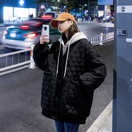 300斤大码女装假两件菱格纹棉服女加厚保暖胖mm宽松百搭棉衣外套