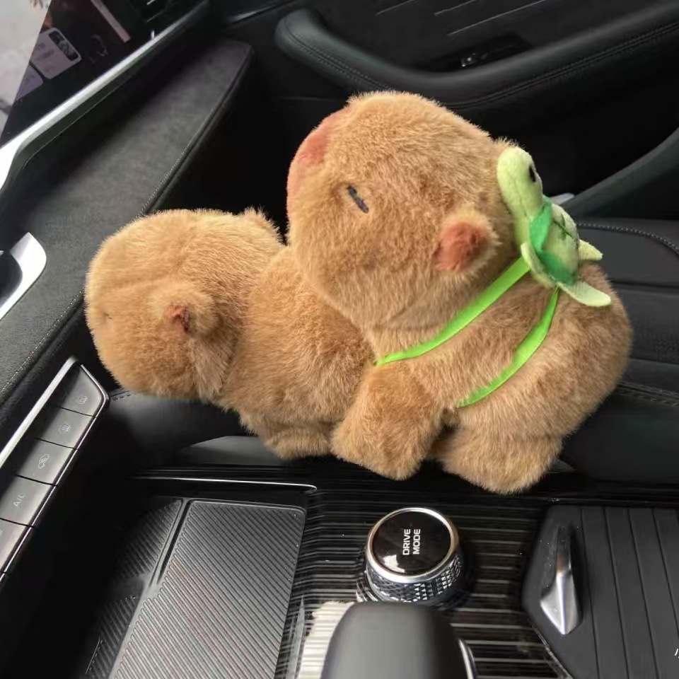 汽车中控扶手玩偶卡皮巴拉车载摆