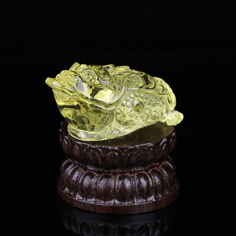 天然黄水晶金蟾摆件原石雕刻件
