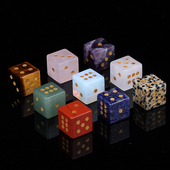 新品 天然水晶矿物标本小骰子原石儿童教学奇石彩色石头筛色子摆件