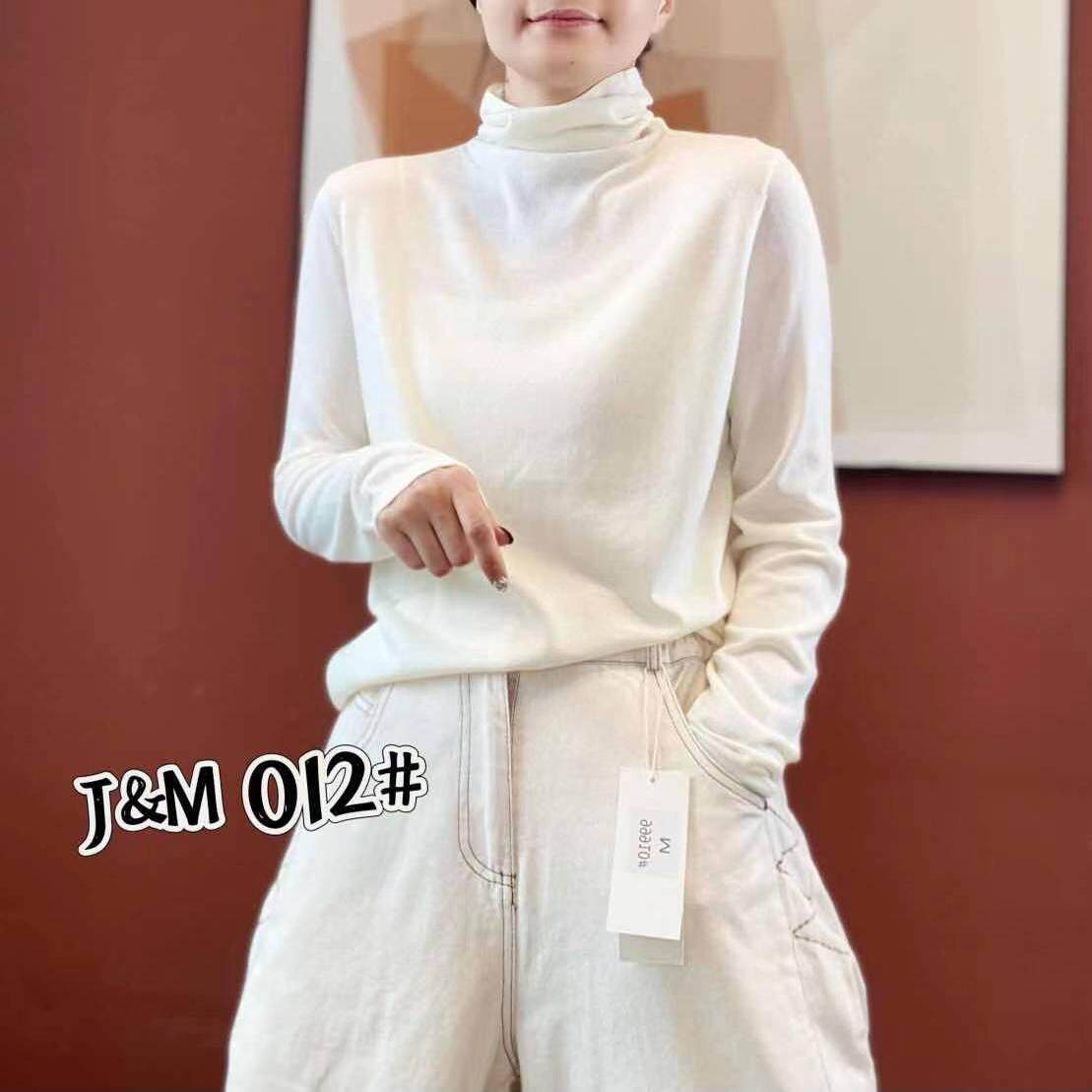 小耳出品半高领经典百搭T恤