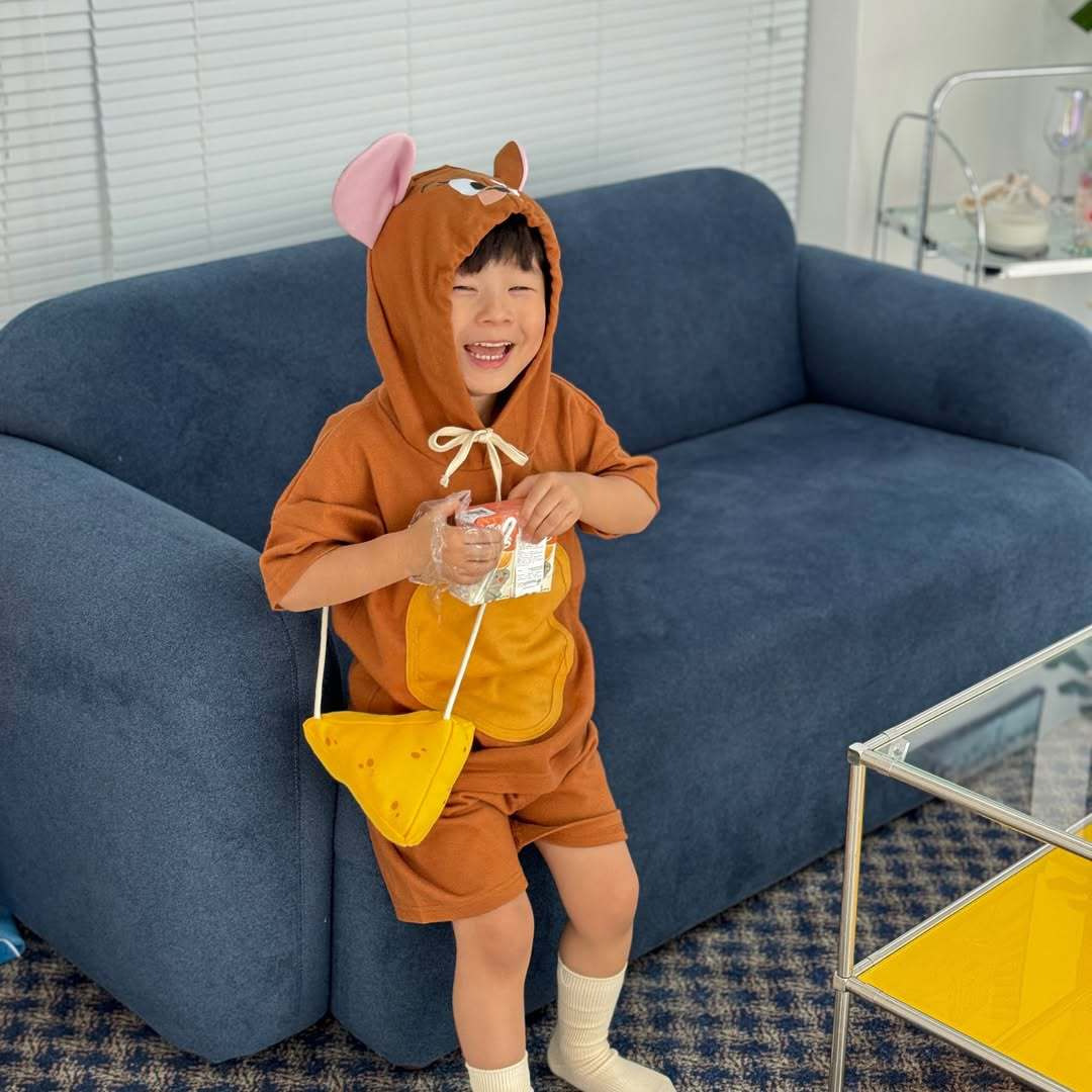 ins卡通短袖套装25夏新款猫咪老鼠半袖T恤短裤宝宝可爱连帽衣服潮