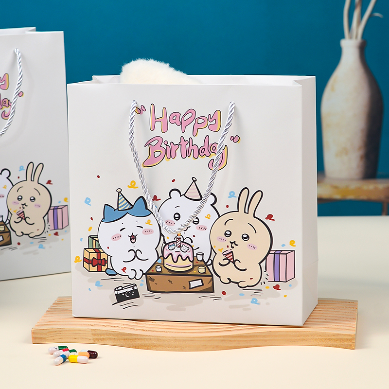 高颜值乌萨奇生日礼物袋手提袋送女友男生玩具包装袋礼袋子硬卡纸