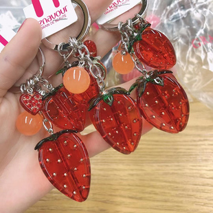 韩国进口饰品GRAIN de BEAUTE日韩透明草莓包包挂件钥匙扣