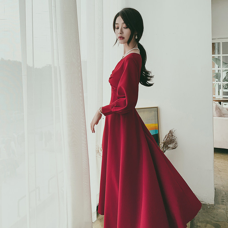 敬酒服女人味衣服女神气质结婚红色缎面晚礼服简单大气平时可穿