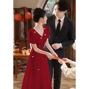 小红裙高级感连衣裙 v领敬酒服新娘酒红色平时可穿订婚礼裙泡泡袖