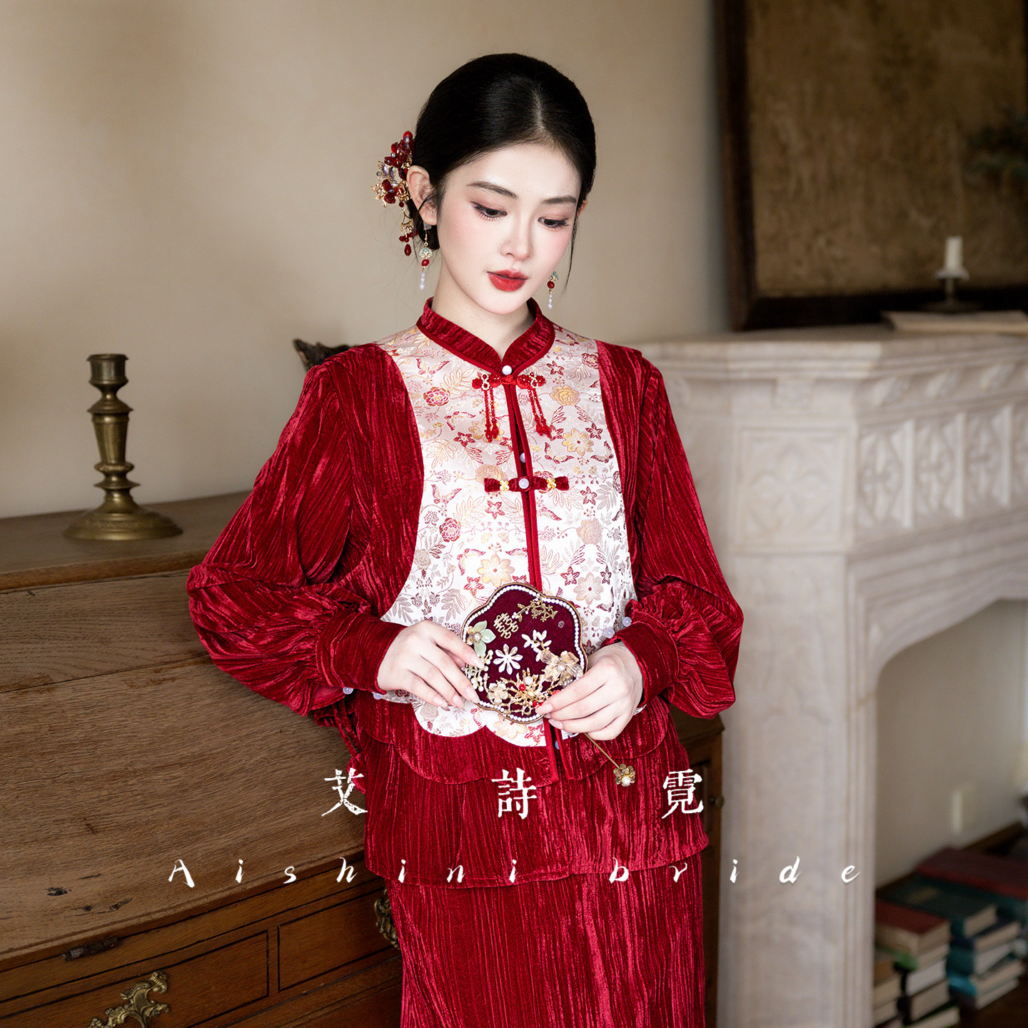 艾诗霓敬酒服新中式旗袍《赤绒》订婚礼服新娘红色回门服冬季套装