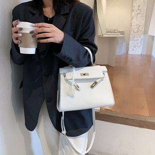 日本ぜいた跨境外贸2024新款 欧美风凯莉包大容量手提单肩包PU锁扣