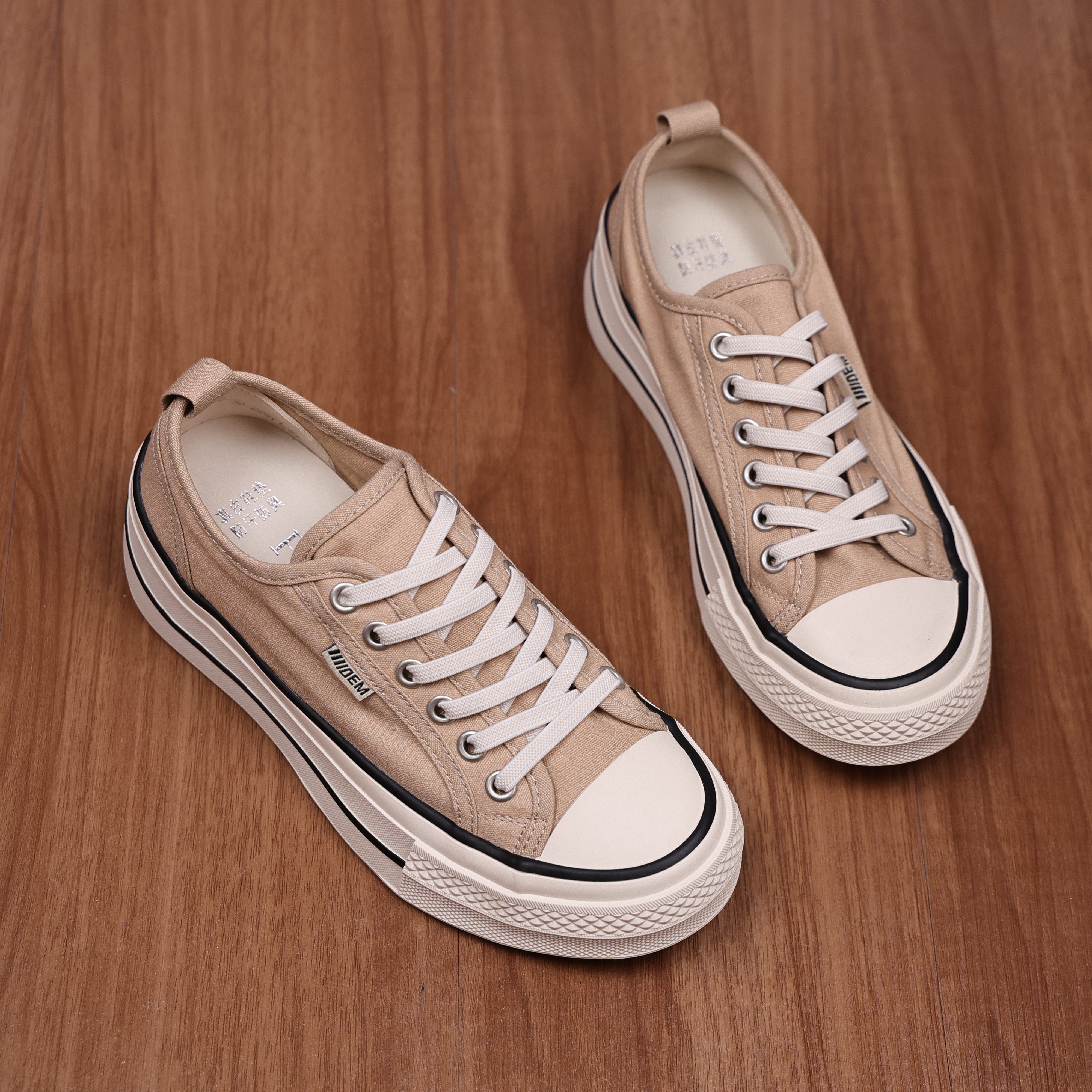 专柜268厚底透气圆头帆布鞋女2026款韩版运动休闲一脚蹬板鞋低帮