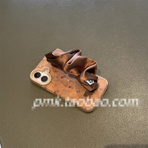 小碎花iPhone17/16手机壳i15/14plus苹果x麂皮绒13/12pro丝巾腕带xr秋冬超火新款11promax小众高级xs时尚奢华