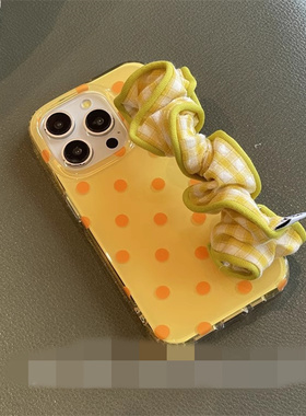 适用三星s25s24s23s22s21U手机壳note10+波点s20fe褶皱格子腕带s8s9网红超火s10可爱时尚A53a72A55新a42A71壳