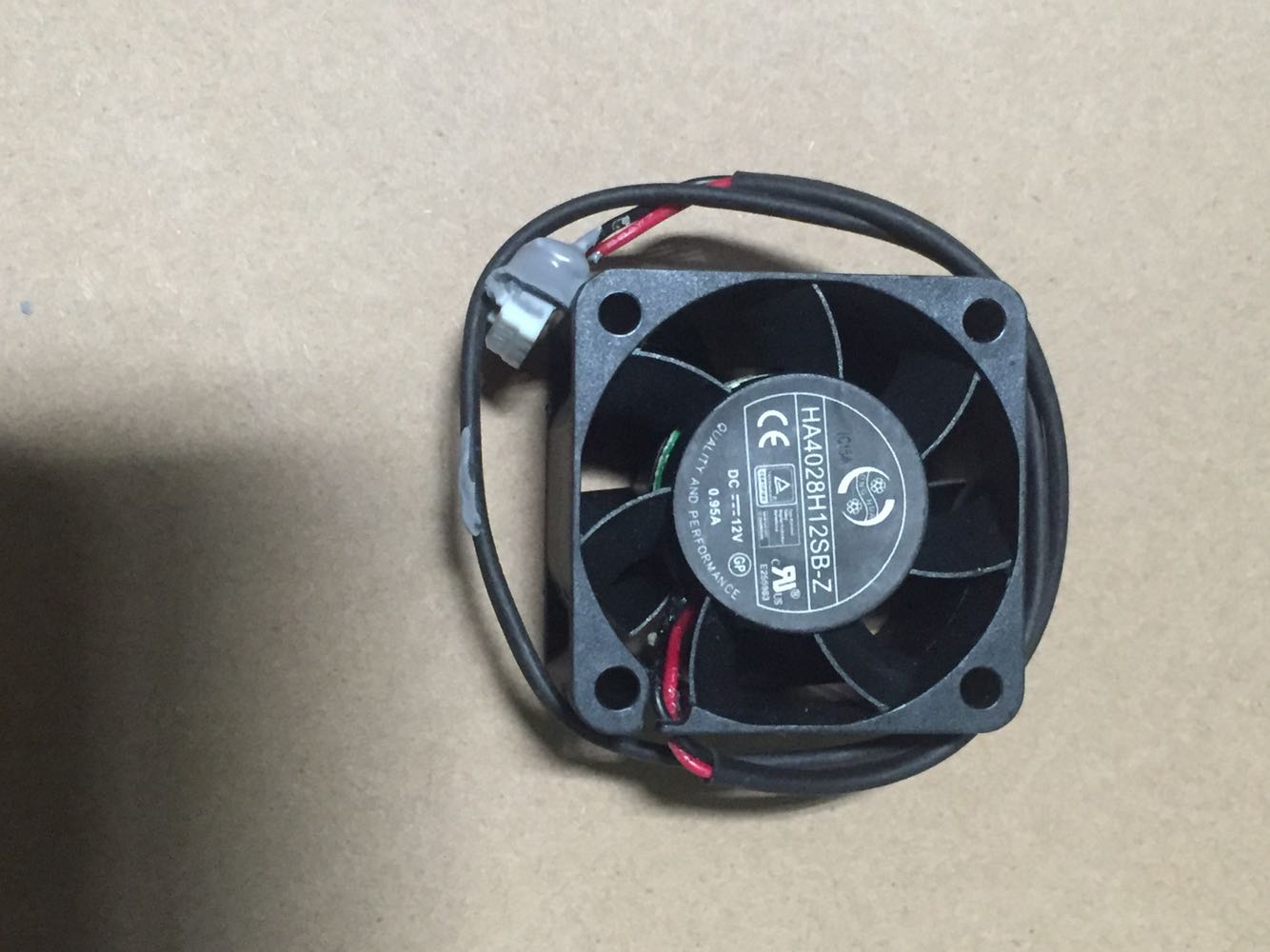 HA4028H12SB-Z 12 0.95A 4cm 4028 2线4厘米大风量散热风扇