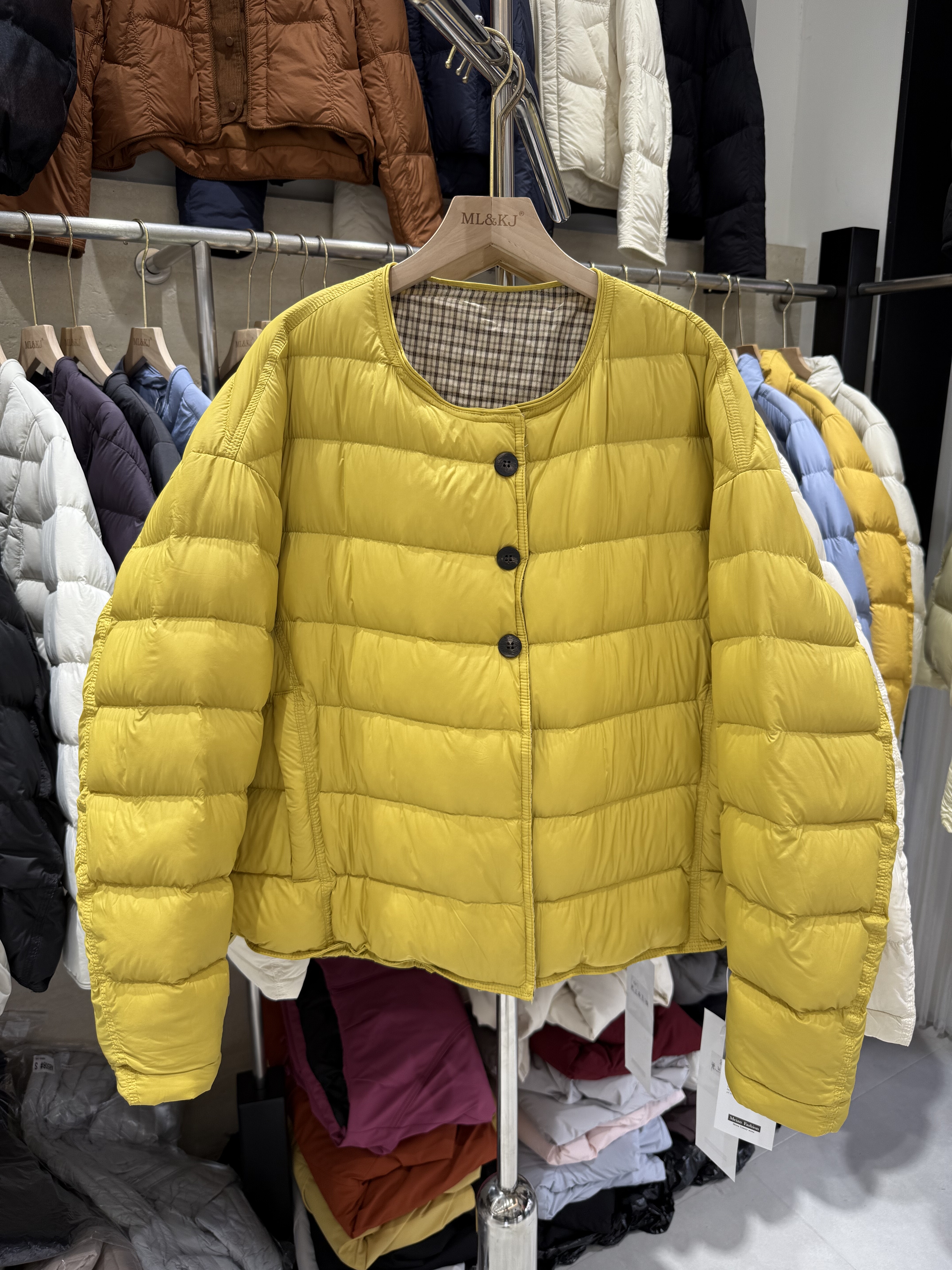 2025新款韩版宽松显瘦百搭90白鸭绒羽绒服女设计感宽松慵懒短外套