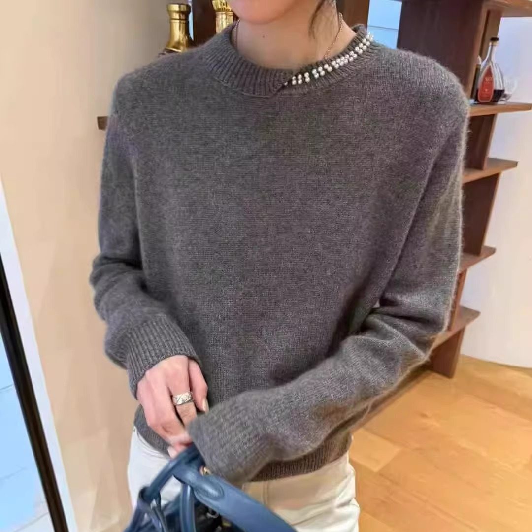 冬季新款设计感不规则领口钉珠羊毛针织衫毛衣百搭舒适纯色女上衣,女装/女士精品,毛针织衫,淘宝优惠券,粉丝福利购,淘宝优惠卷