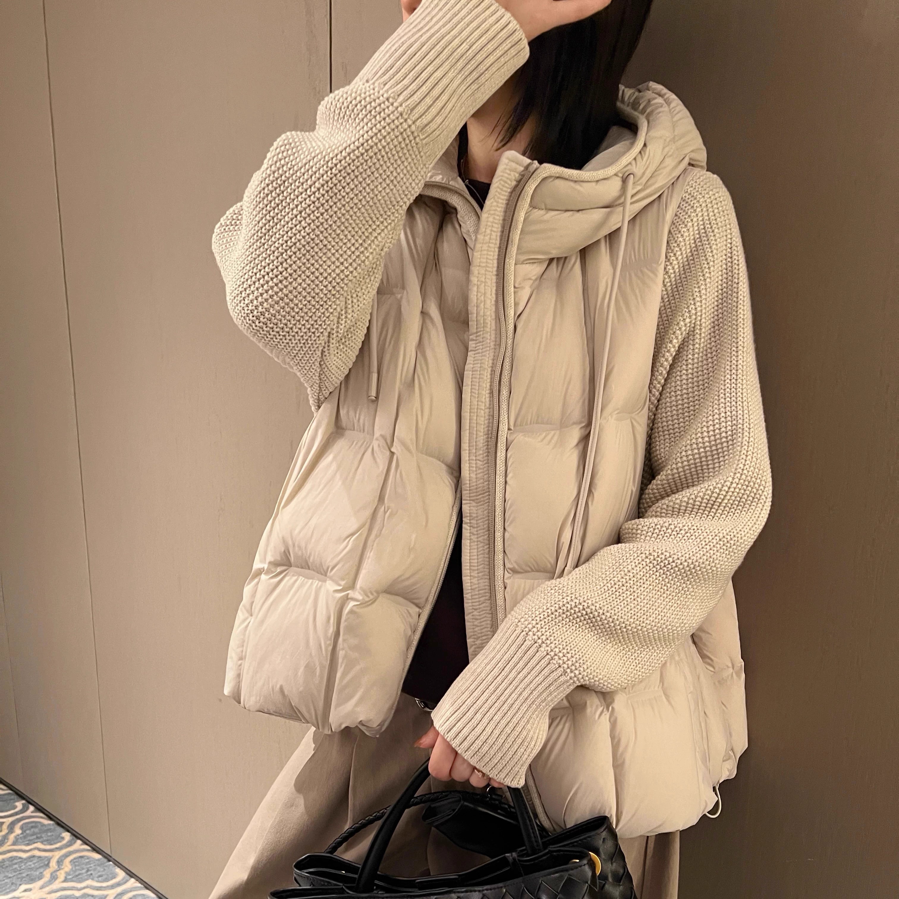 拼接针织袖假两件连帽羽绒服