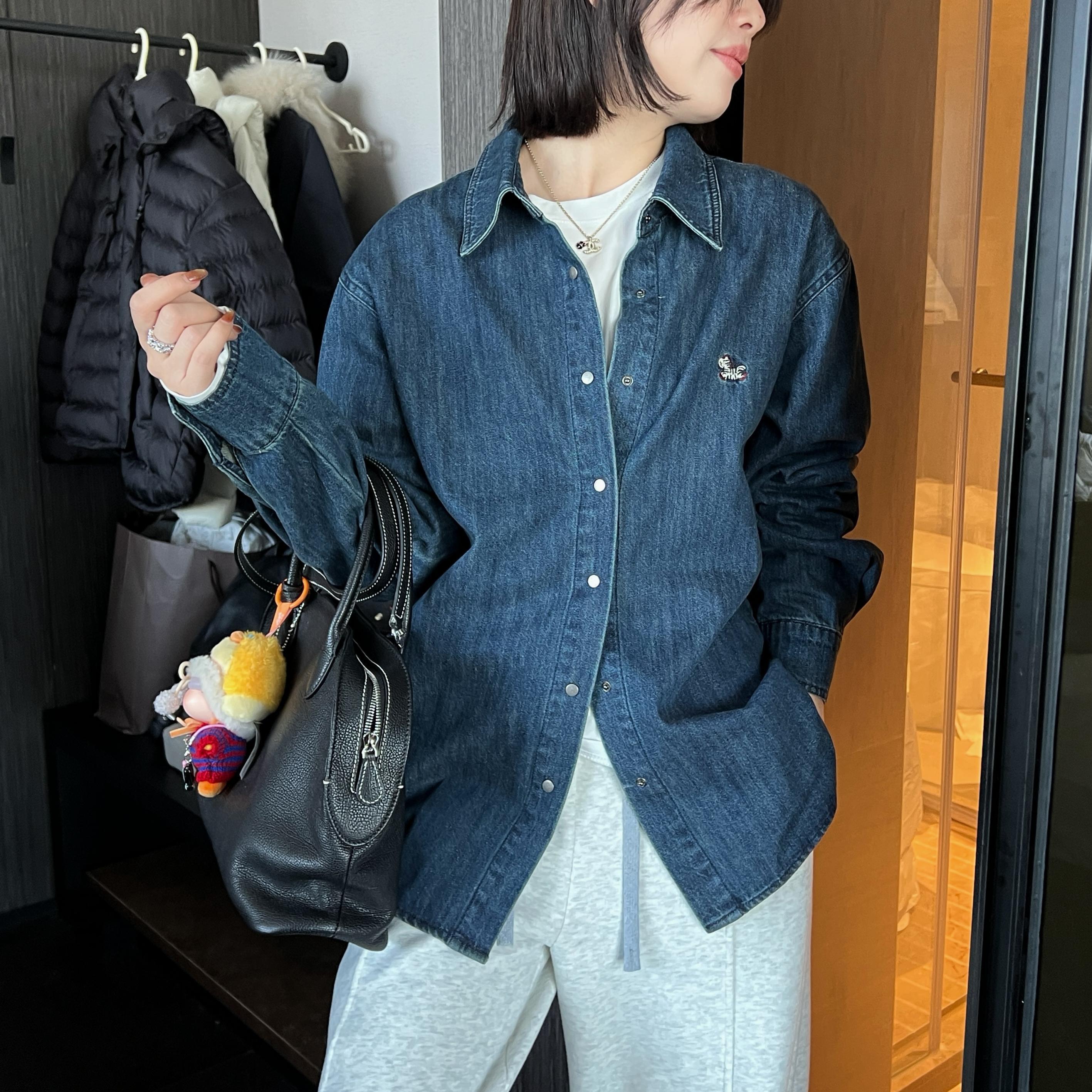 刺绣小马内搭叠穿加厚牛仔衬衣