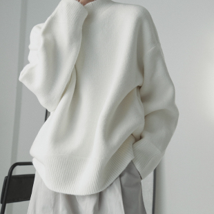 厚款 衣疫 领口简约切割设计风 灰 保暖百搭北极绒毛衣 温暖系白