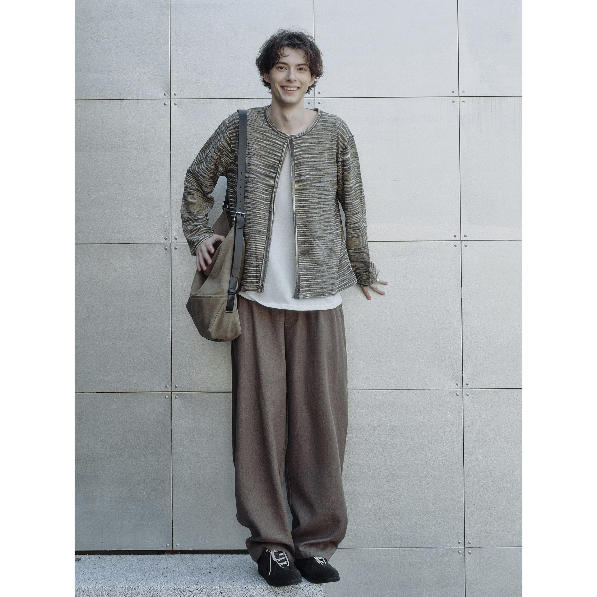 衣疫高级感渐变油画感针织开衫