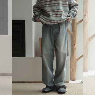 复古浅色做旧宽松直筒牛仔长裤 衣疫 做旧蓝水洗直筒牛仔裤