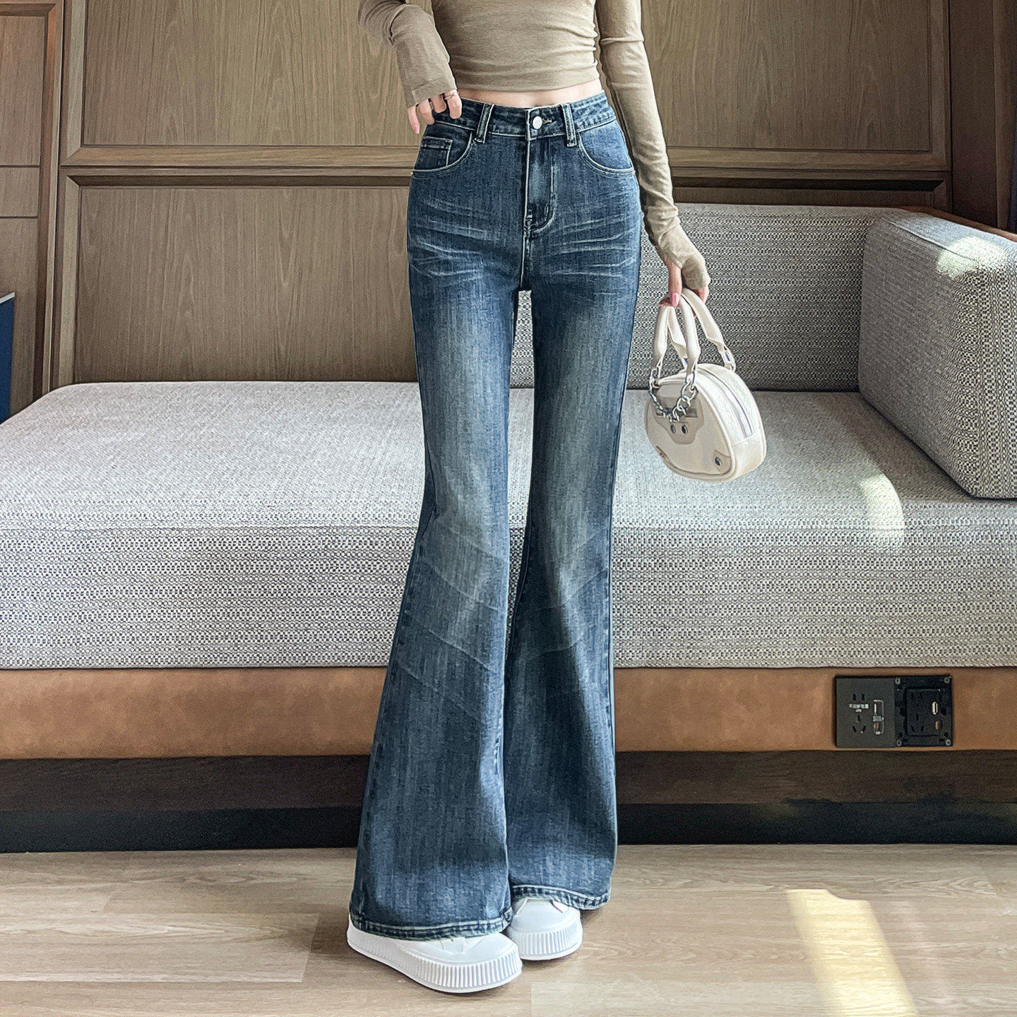 高级感复古做旧微喇牛仔裤女20牛仔裤