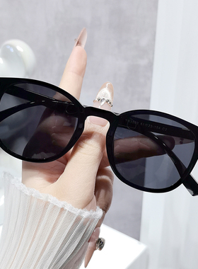 简约黑色方圆框茶色TR90太阳镜男女偏光墨镜防晒紫外线高级感小脸